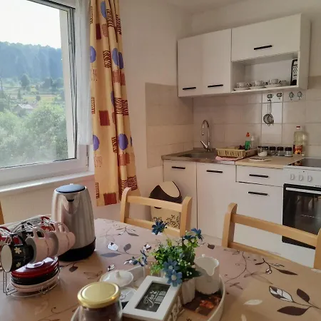 River Bank & Castle View * Bihać