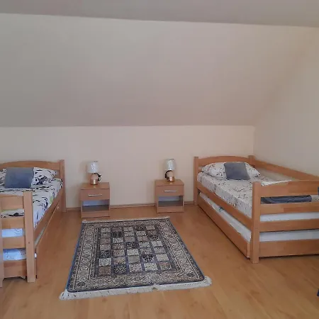 River Bank & Castle View Apartment *