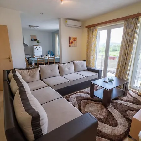 River Bank & Castle View Bihać