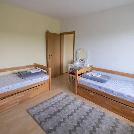 Апартаменты River Bank & Castle View