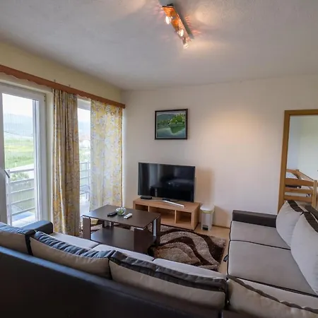 Apartment River Bank & Castle View *