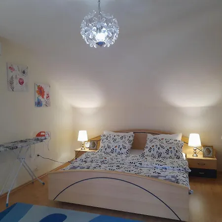 River Bank & Castle View Apartment *