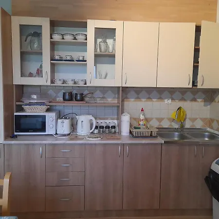 River Bank & Castle View Apartment