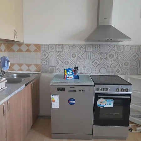 River Bank & Castle View * Bihać