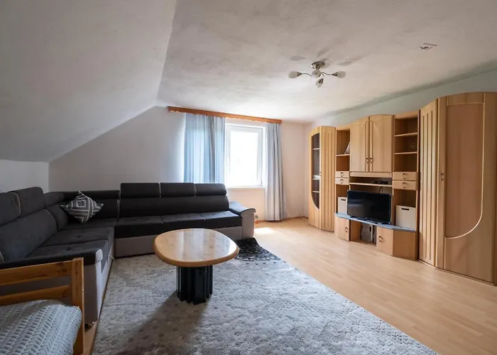 River Bank & Castle View Bihać